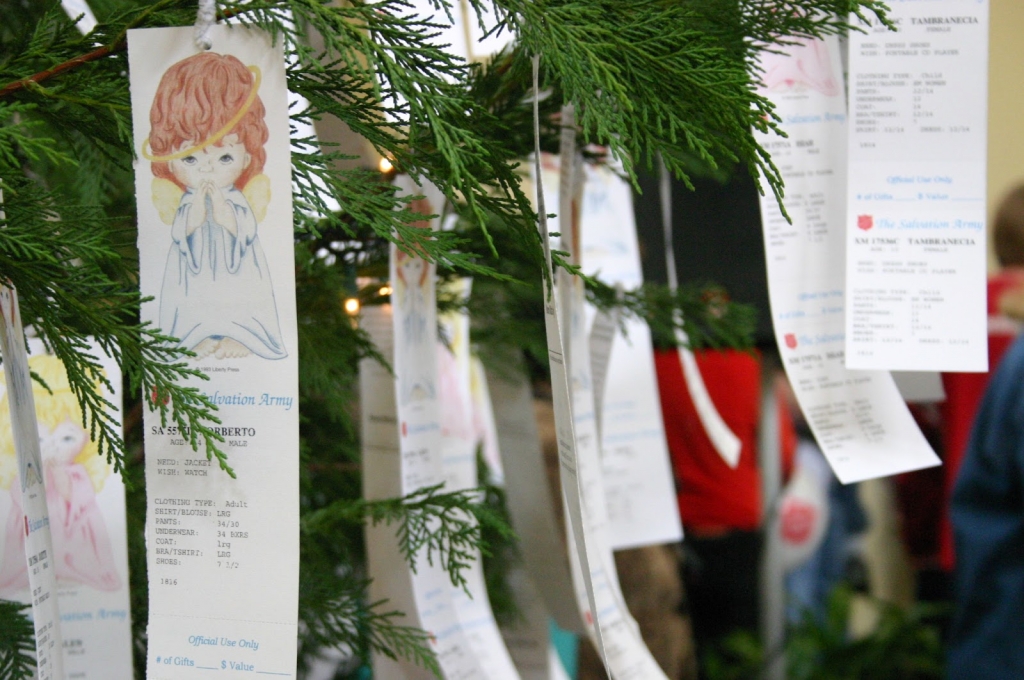 Salvation Army North Texas Extends Angel Tree Program Deadline